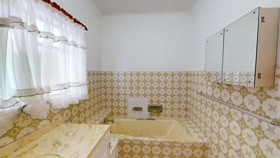 3 Bedroom Property for Sale in Lochnerhof Western Cape